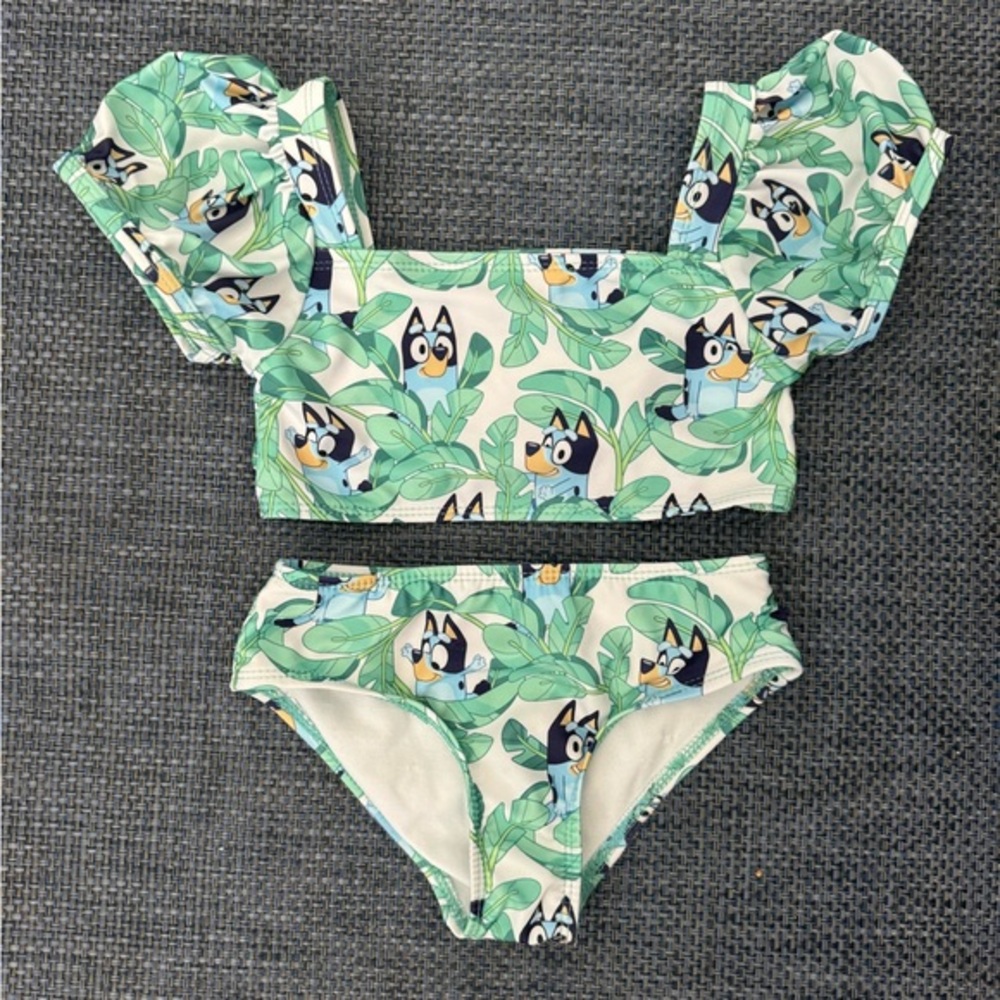 BLUEY! Girls Size 5T - VGUC